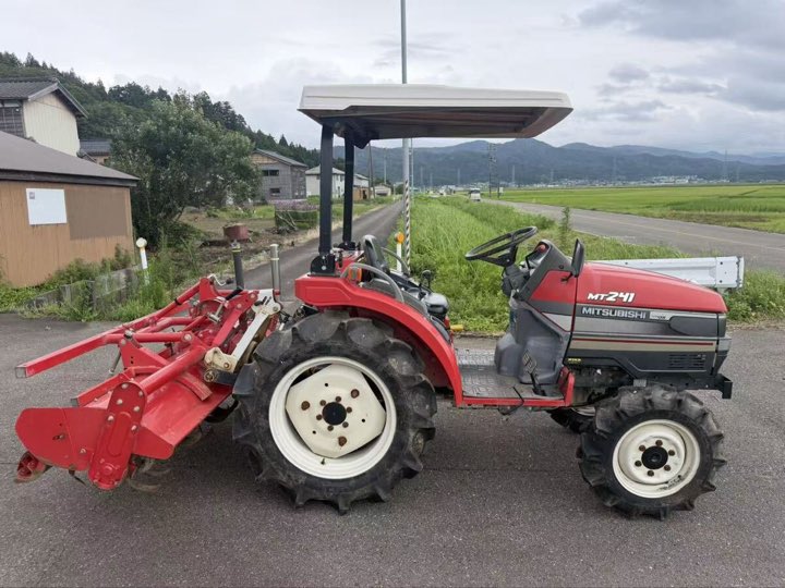 Mitsubishi MT 24 HP